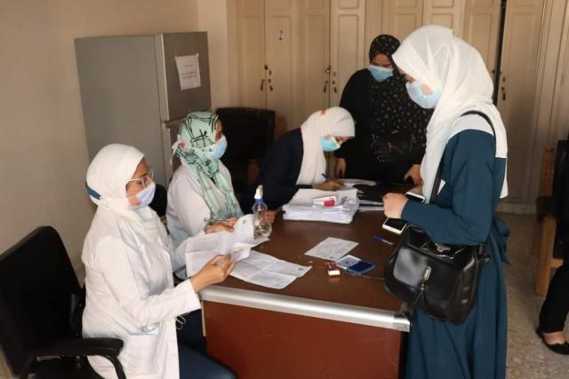 جامعة الأزهر تعلن تطعيم 1048 طالبا وطالبة  