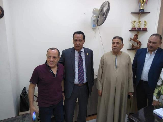 انباء اليوم المصرية ترافق نواب الشعب في زيارة القافلة الطبية بالبساتين