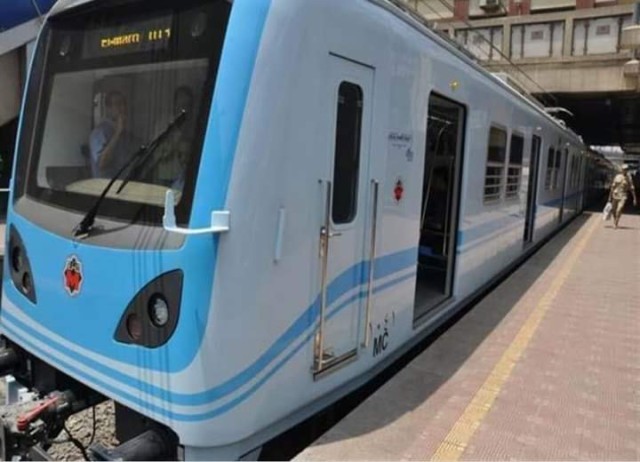 مترو الأنفاق :إفتتاح منفذ جديد لبيع تذاكر المترو للطلبة داخل حرم جامعة حلوان