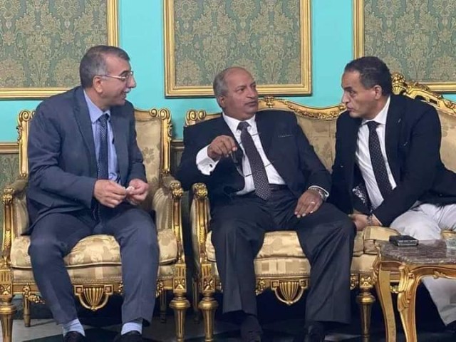 نقابة المعلمين تكرم قيادات التربية و التعليم