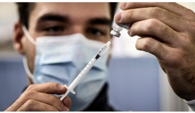 موديرنا اللقاح المعزز ضد أوميكرون سيكون جاهزا مطلع 2022 موديرنا اللقاح المعزز ضد أوميكرون سيكون جاهزا مطلع 2022