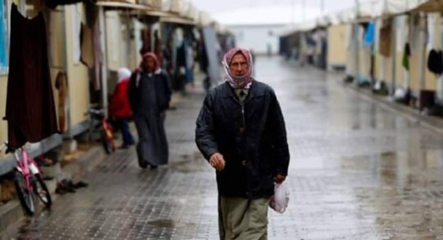 الاتحاد الأوروبي يمنح تركيا 325 مليون يورو لدعم اللاجئين الاتحاد الأوروبي يمنح تركيا 325 مليون يورو لدعم اللاجئين