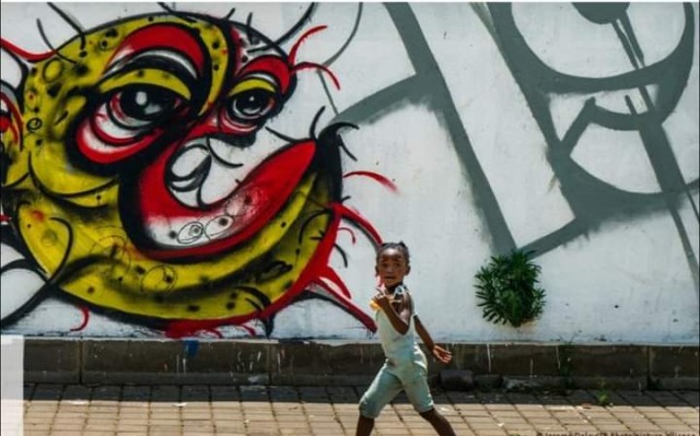 الصحة العالمية التعامل الصحيح لمواجهة أوميكرون هو الحذر وليس الذعر الصحة العالمية التعامل الصحيح لمواجهة أوميكرون هو الحذر وليس الذعر