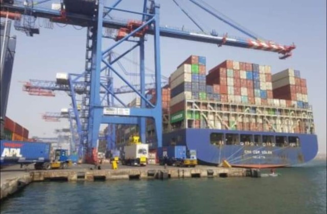 موانئ بورسعيد تسجل دخول وخروج 18 سفينة موانئ بورسعيد تسجل دخول وخروج 18 سفينة