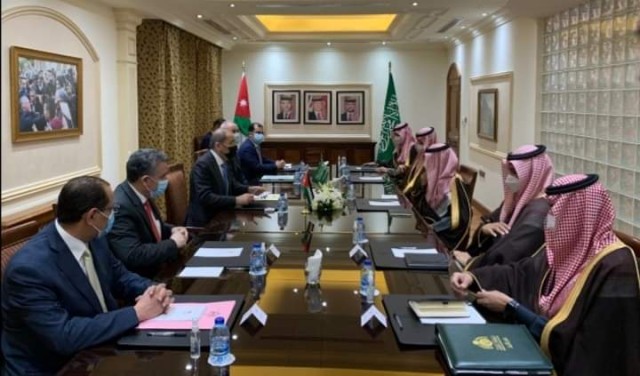 صورة من الإجتماع