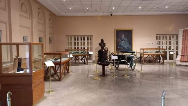 افتتاح معرضاً أثرياً مؤقتاً للمقتنيات النادرة للأسرة العلوية في متحف المركبات الملكية ببولاق