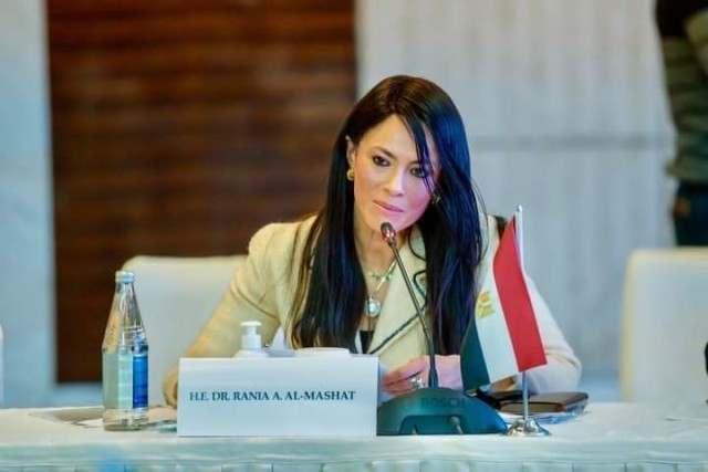 اللجنة المصرية الأذرية توقع 5 وثائق تعاون في مجالات الموانئ والشراكات التجارية