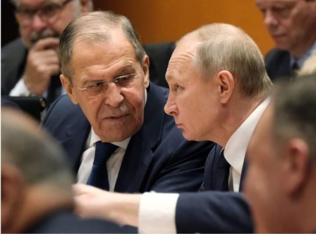 جيه بي مورغان: روسيا تواجه انهياراً اقتصادياً على غرار ما حدث في... جيه بي مورغان: روسيا تواجه انهياراً اقتصادياً على غرار ما حدث في عام 1998