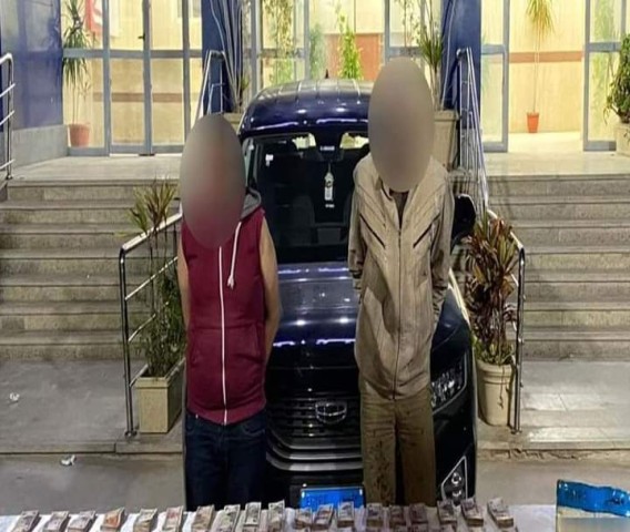 الداخلية كشف ملابسات سرقة مبلغ مالي من أحد المواطنين من داخل السيارة بالقاهرة