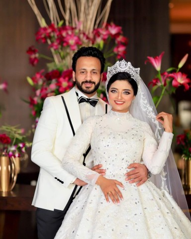 الصور الأولى من حفل زفاف البلوجر أحلام عادل ومصمم الأزياء أحمد العجمي