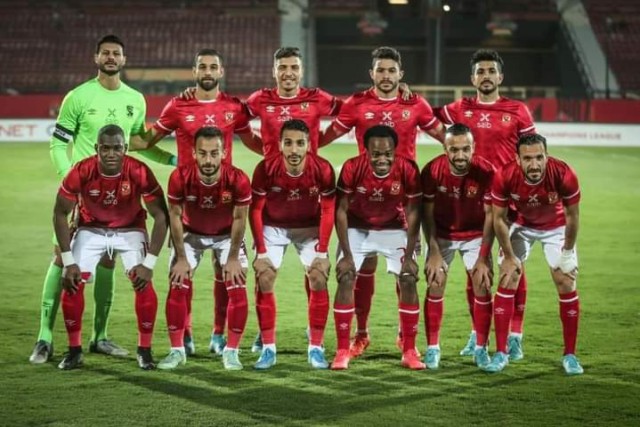 الدوري الممتاز.. الأهلي يواجه المصري الليلة ببرج العرب