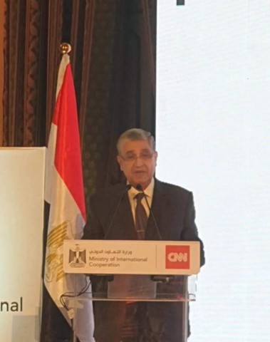 وزير الكهرباء