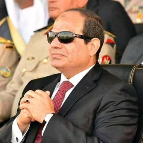 الرئيس السيسي: حجم المشروعات فوق ربوع سيناء تهدف إلى تنميتها والاستفادة من خيراتها