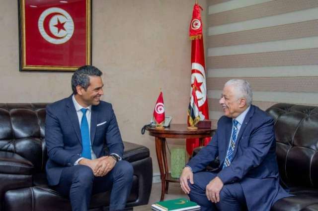 وزير التعليم يلتقي وزير التشغيل والتكوين المهني بتونس