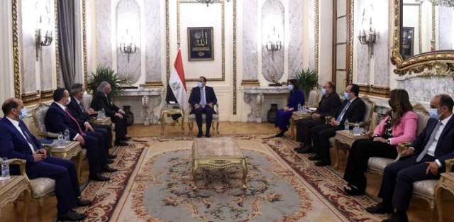رئيس الوزراء يستقبل رئيس مجلس إدارة اتحاد المصارف العربية