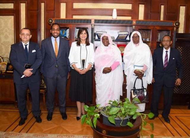 وزيرة الهجرة تستقبل وزيرة العمل السودانية  