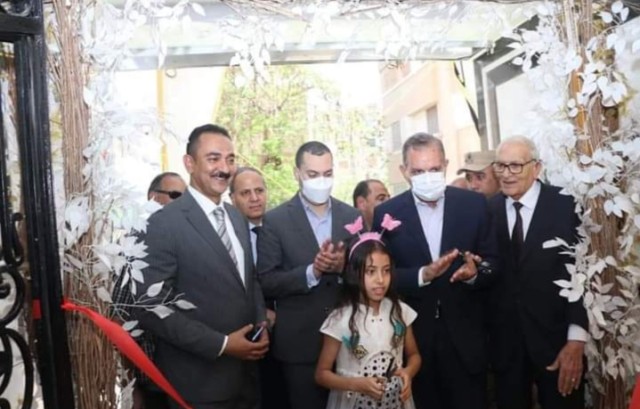 نقيب المعلمين ومحافظ كفر الشيخ يشهدان افتتاح مستشفى المعلمين