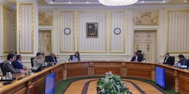 الوحدة الدائمة بمجلس الوزراء تواصل اجتماعاتها لحل مشكلات المستثمرين 