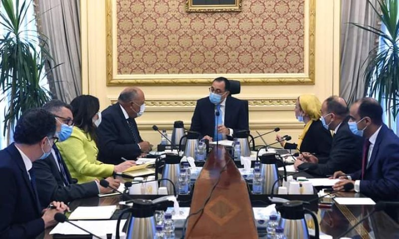 رئيس الوزراء يتابع جهود التحضير لاستضافة مصر للدورة الـ27 لمؤتمر تغير المناخ