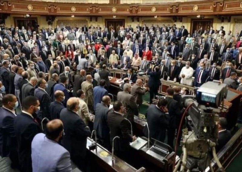 عاجل: الجلسة الطارئة لمجلس النواب تنظر تعديلاً يشمل 13 حقيبة وزارية