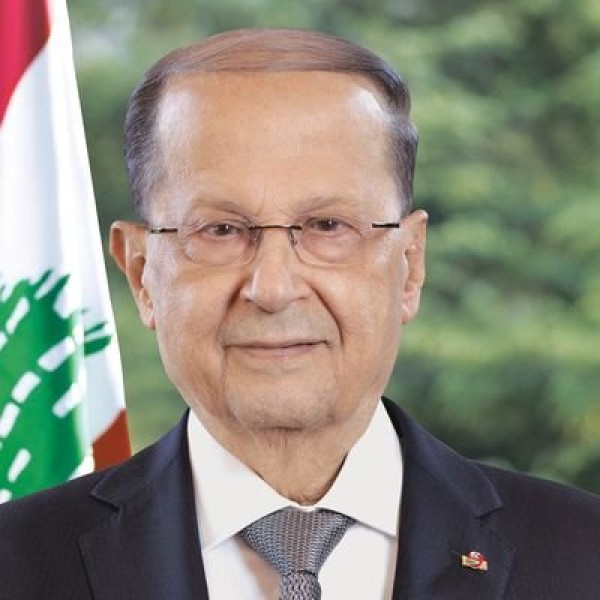 رئيس الدولة اللبنانية يُجرى اتصالاً هاتفياً بالرئيس السيسي لتقديم خالص العزاء في ضحايا حريق كنيسة أبو سيفين