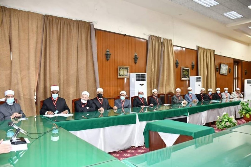 وزير الأوقاف يجتمع بنخبة من أئمة المساجد الكبرى لتكثيف الأنشطة الدعوية 