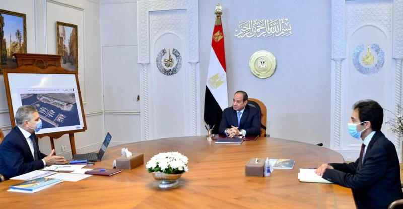 اجتماع الرئيس عبد الفتاح السيسي مع رئيس هيئة قناة السويس