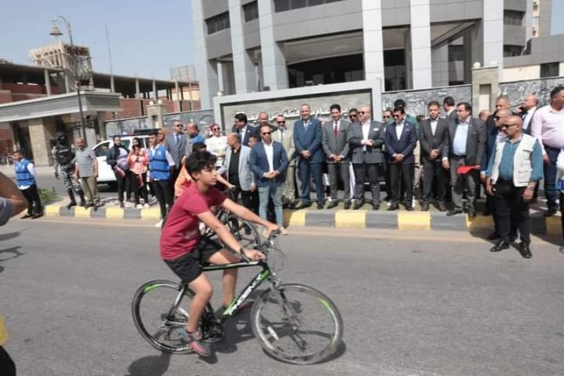محافظ بني سويف ووزير الشباب والرياضة يطلقان شارة بدء ماراثون الدراجات