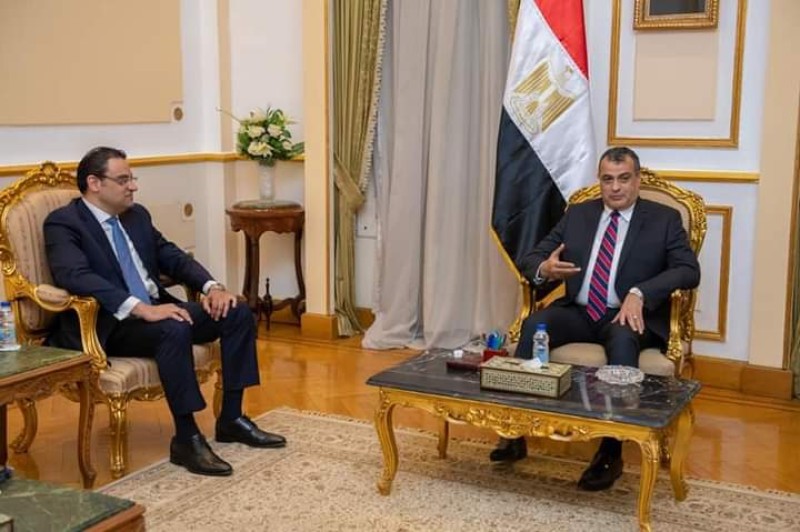 "وزير الدولة للإنتاج الحربي" يستقبل "سفير مصر بجمهورية التشيك"