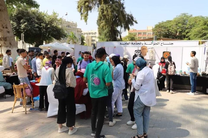جامعة عين شمس :  استمرار فعاليات مهرجان استقبال العام الجامعي الجديد