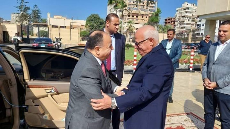 محافظ بورسعيد يستقبل وزير المالية لمتابعة عدد من المشروعات بالمحافظة