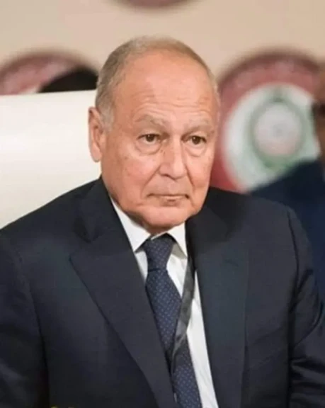 أبو الغيط يرحب في إتصال هاتفى مع رئيس الحكومة اللبنانية بالتوقيع علي الإتفاق الإطار بين لبنان وإسرائيل