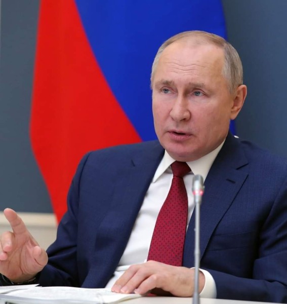 بوتين يعلن فرض حالة الطوارئ والأحكام العرفية في الأقاليم التى ضمها لروسيا