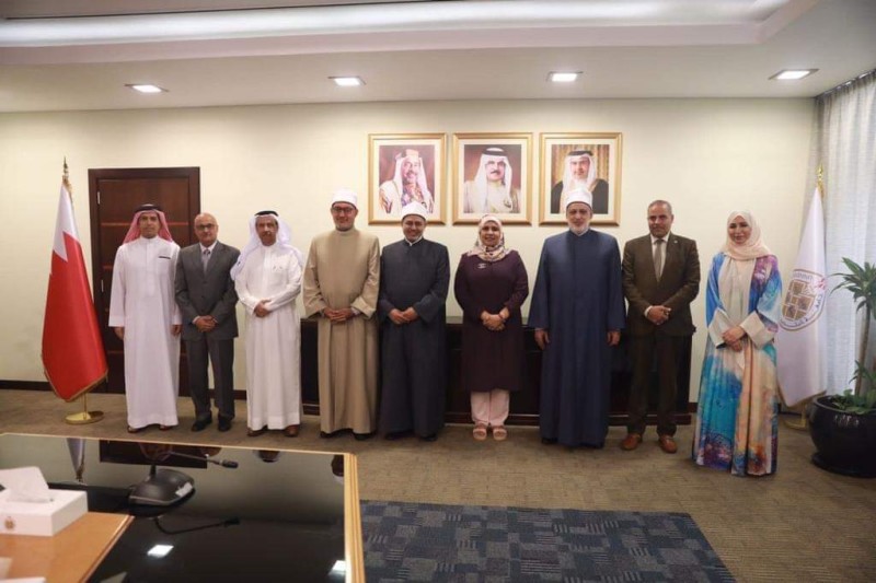 وفد أزهري رفيع المستوى برئاسة وكيل الأزهر يزور جامعة البحرين