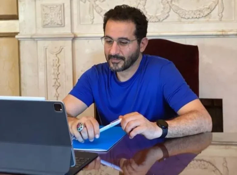 الدار البيضاء تحتفل بأحمد حلمي في افتتاح مهرجان الفيلم العربي