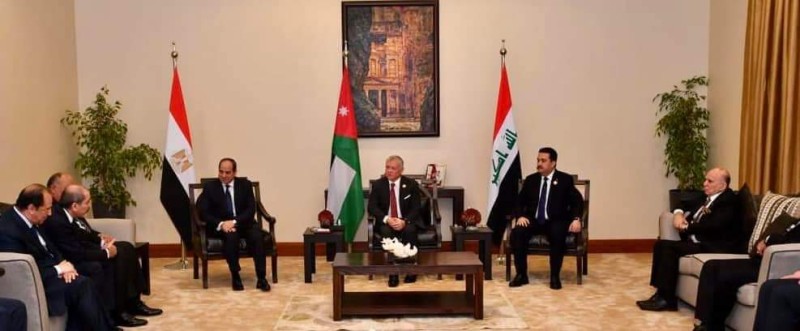 الرئيس السيسي يشارك في قمه ثلاثيه بين مصر والأردن والعراق 