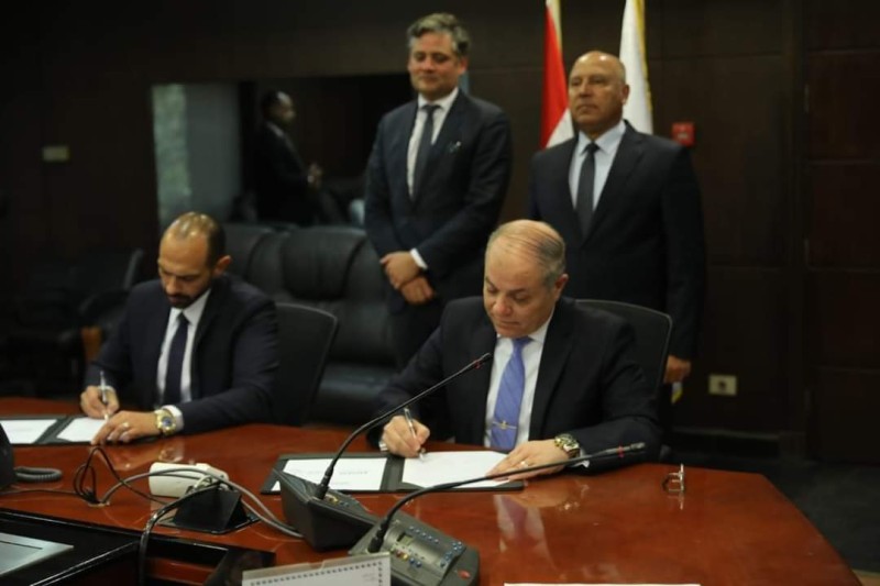 وزير النقل : مصر لاتبيع موانيها بل تتعاقد مع مشغلين مصريين 