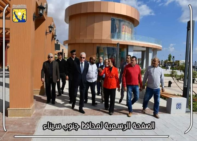 محافظ جنوب سيناء يتفقد الممشى السياحي بشرم الشيخ