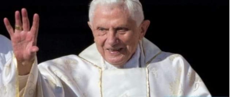  البابا بنديكتوس السادس عشر 