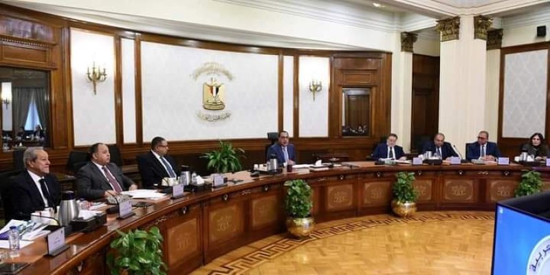رئيس الوزراء يترأس الاجتماع الأول للجنة متابعة توصيات المؤتمر الاقتصادي 