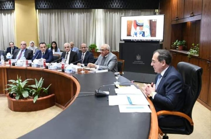 وزير البترول يشهد انعقاد الجمعية التأسيسية للشركة المصريه للصودا 