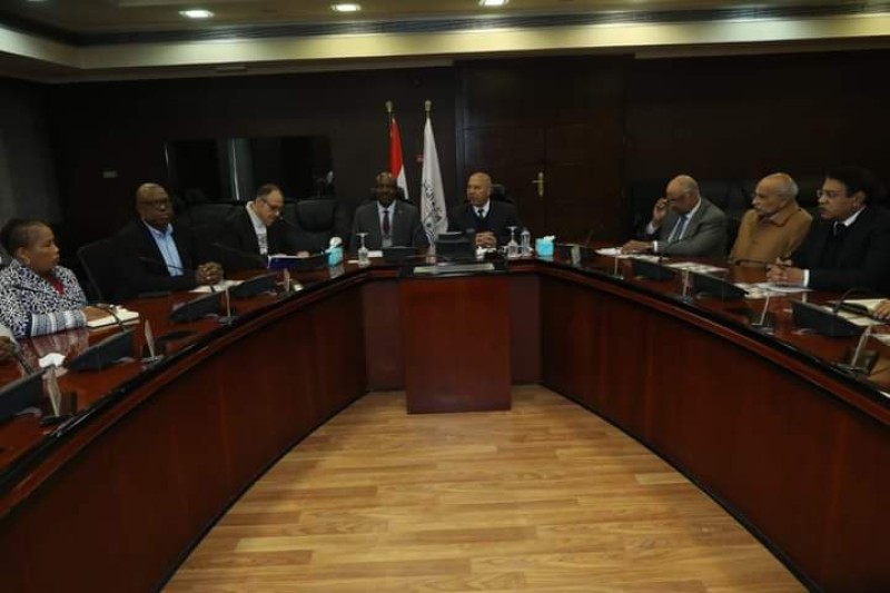 وزير النقل يستقبل سفير جنوب إفريقيا لدى القاهرة ووفد برلماني من مقاطعة كوازولو ناتال 