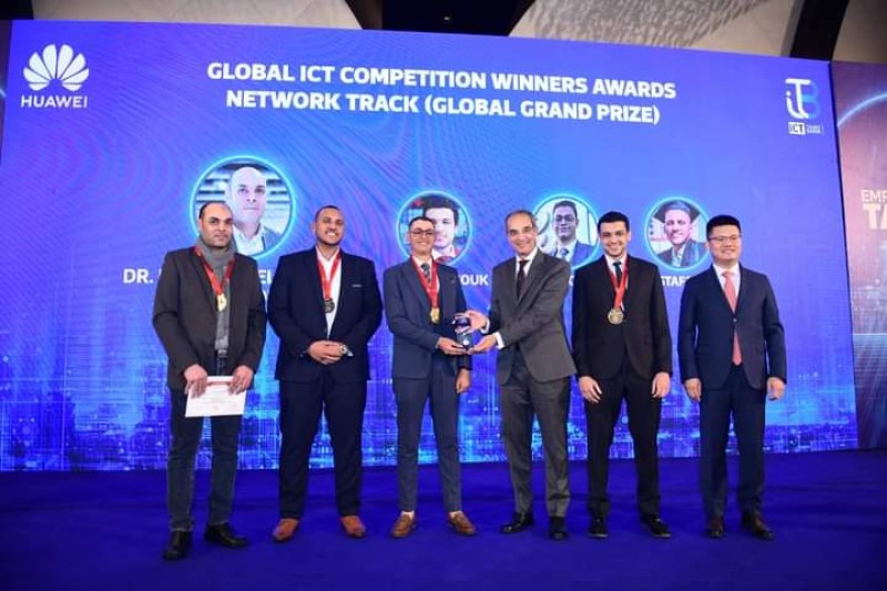 تكريم الفرق المصرية الحائزة على المراكز الأولي في مسابقة هواوي العالمية