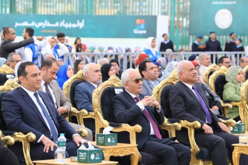 وزير التربية والتعليم ومحافظ السويس يشهدان فعاليات نهائي مسابقة ”أولمبياد مدارس مصر”