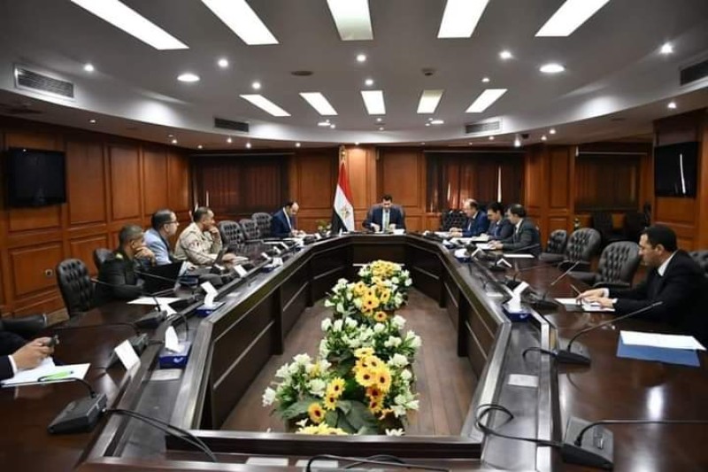 وزير الرياضة يلتقي عدد من ممثلي الجهات لمناقشة إدارة وتشغيل مدينة مصر الدولية للألعاب الأوليمبية