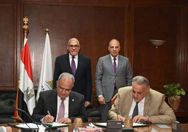 وزير الري ورئيس الهيئة العربية للتصنيع يشهدان توقيع بروتوكول تعاون 