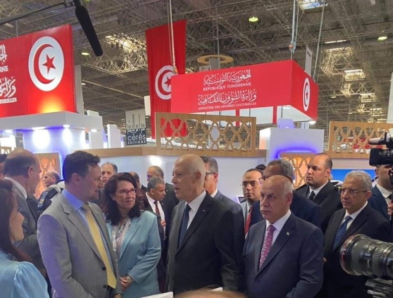 الرئيس التونسي يفتتح فعاليات الدورة الـ 37 لمعرض تونس الدولي للكتاب
