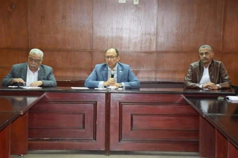 رئيس جامعة حلوان يتابع  الاستعدادات الخاصة بالامتحانات   