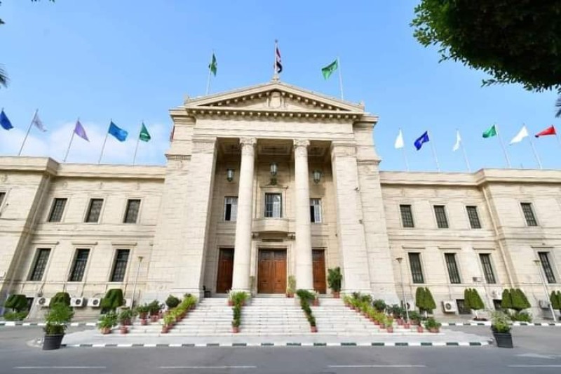 الخشت: جامعة القاهرة تهتم بسياسة الملكية الفكرية لتعزيز سمعتها كمؤسسة أكاديمية