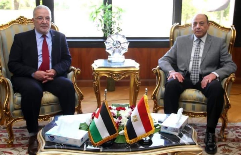 وزير الطيران يلتقي مع وزير النقل الفلسطيني 